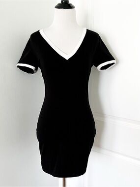 superdown Black Mini Dress with White V-Neck & Sleeve Trim - Small
